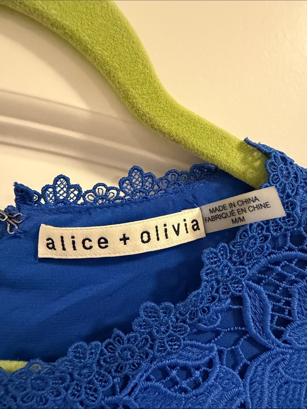 Alice + Olivia Royal Blue Floral Lace Short Sleeve Blouse - Picture 2 of 3